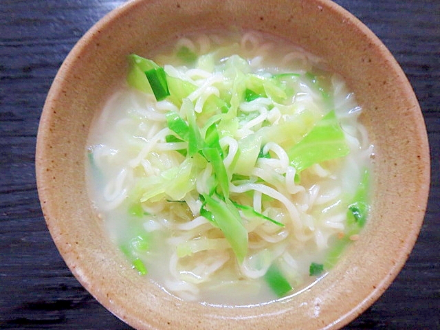 簡単キャベツラーメン
