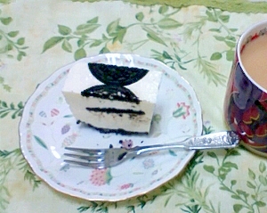 黒いレアチーズケーキ