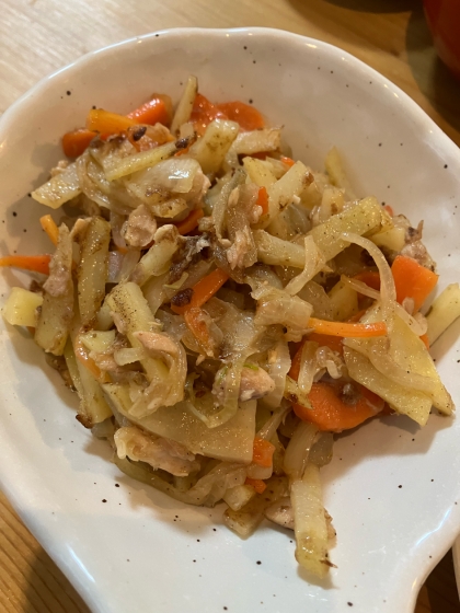 じゃがいも玉ねぎのシンプルツナ炒め