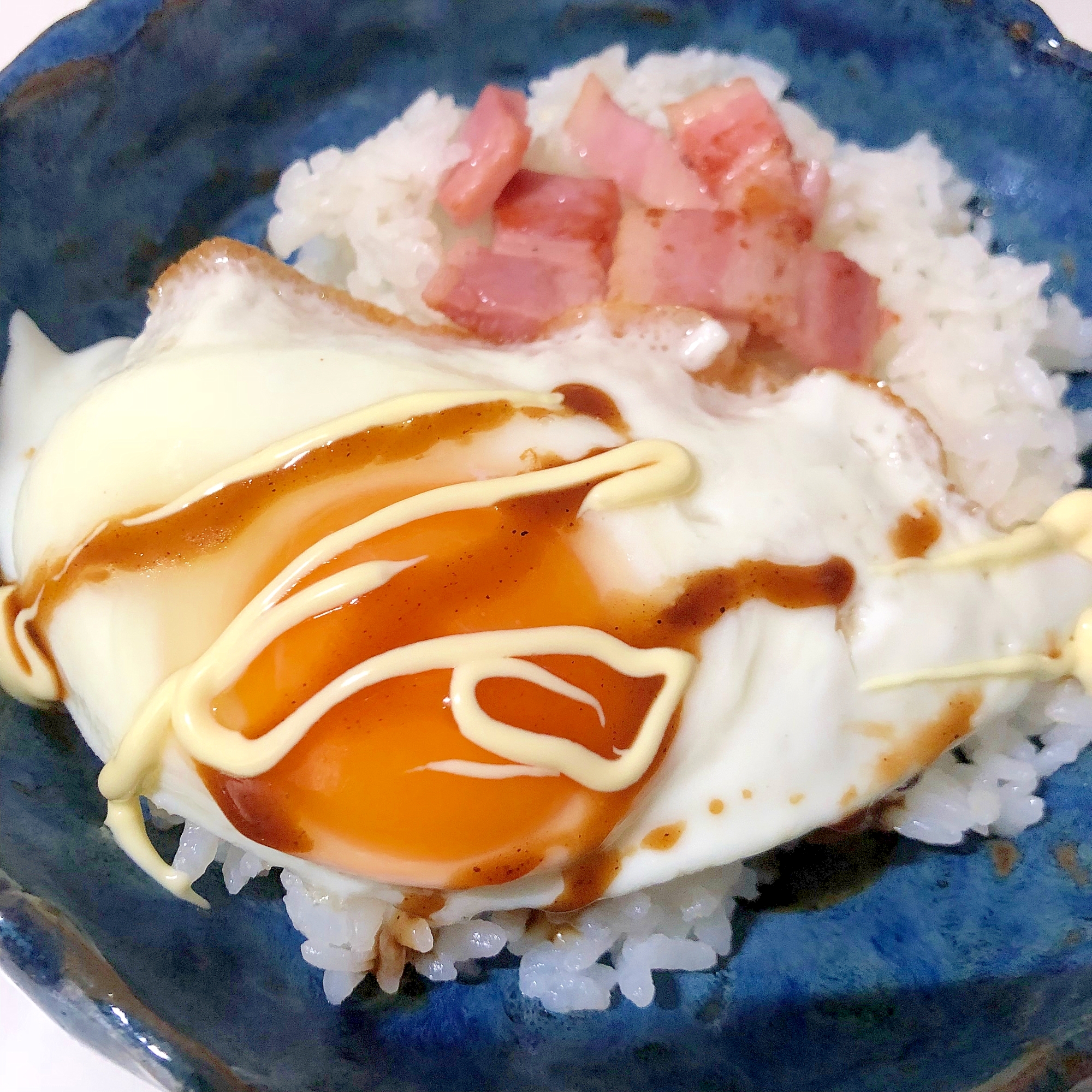 ベーコンエッグの丼★