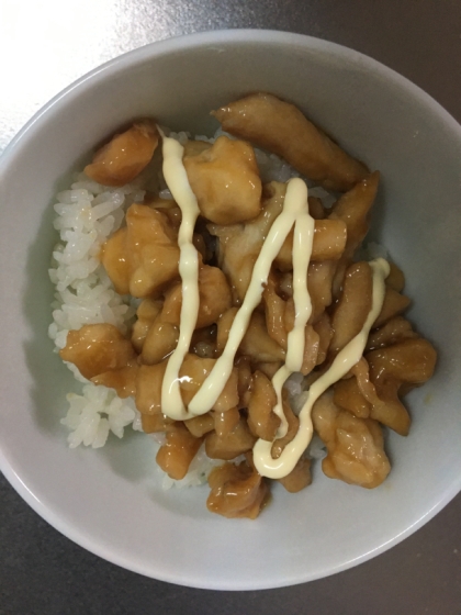 レタスがなかったのでそのままご飯にのせていただきました！お弁当にも良さそうですね。