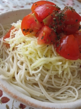 とまどれそうめん