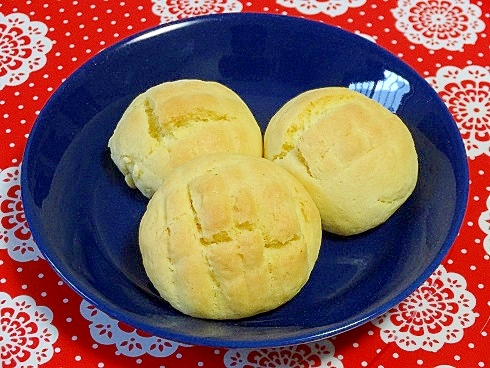 うちのおやつ「メロンパンみたいな甘食」