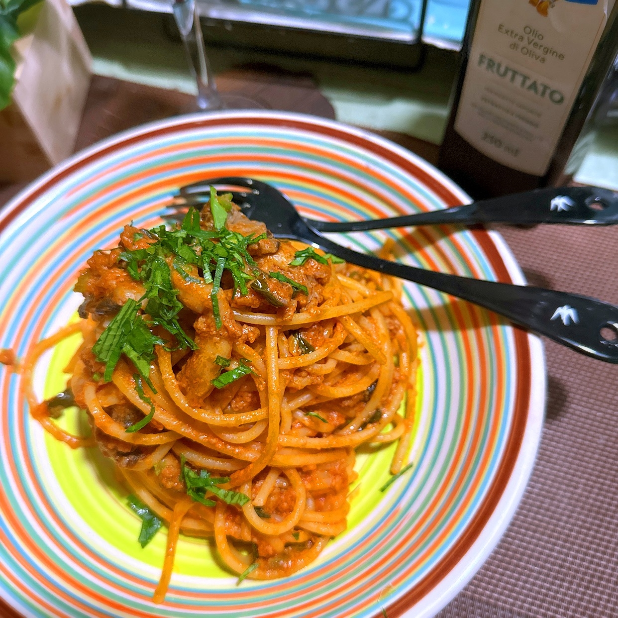 セロリと茸の酒粕ボロネーゼ