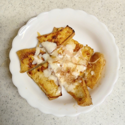 簡単！厚揚げのチーズ焼き(^^)バター焼肉のタレ♪