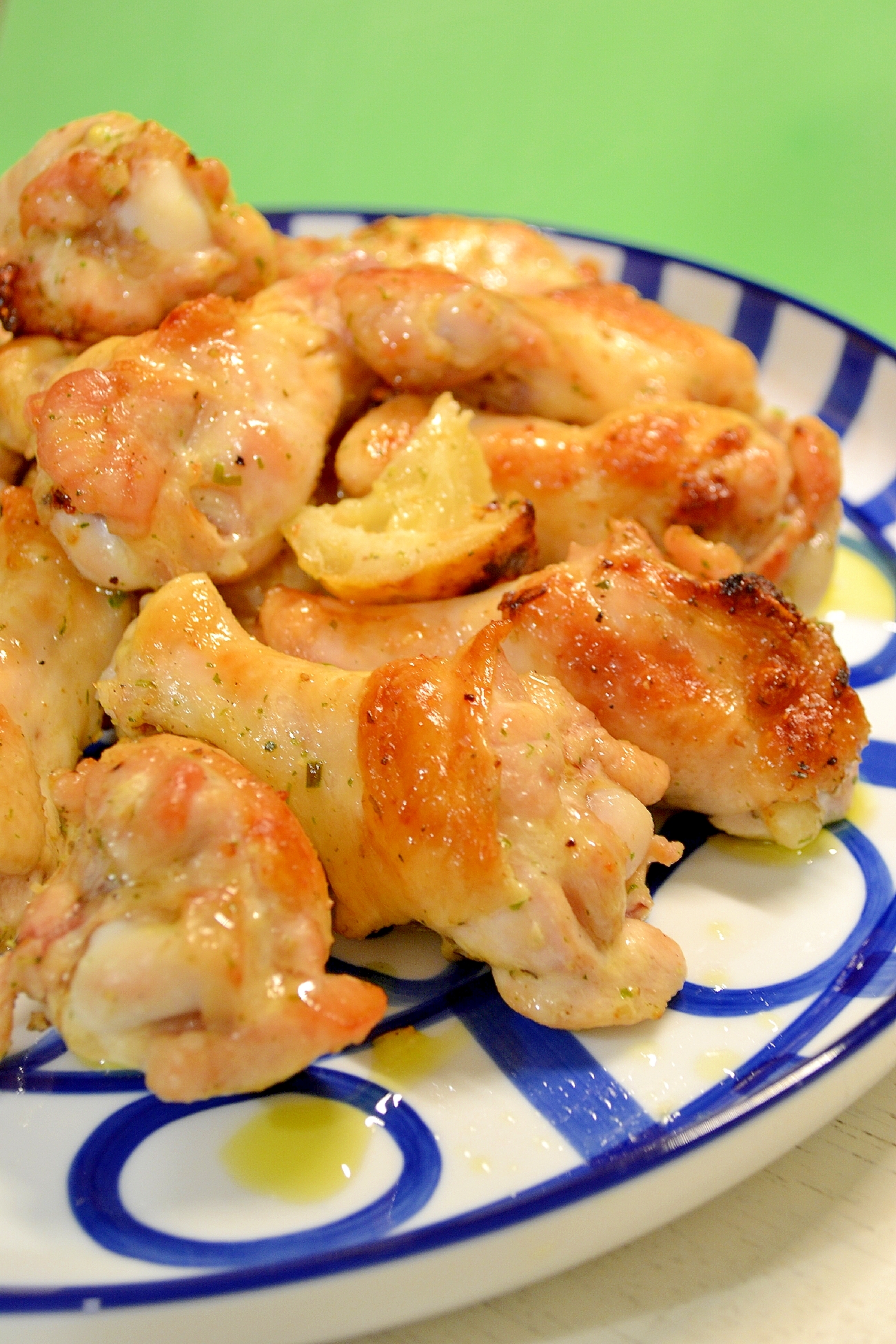 *鶏手羽元のレモンソルトハーブ塩焼き*