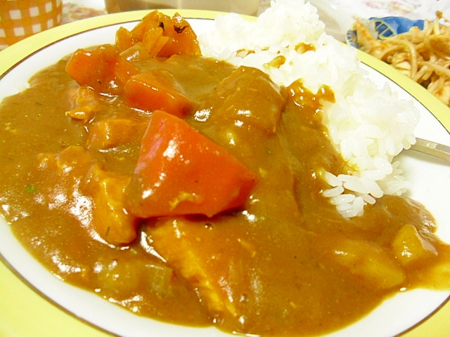 カレーライス　にんにくきかせて☆