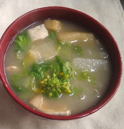 大根と白菜に油揚げの味噌汁