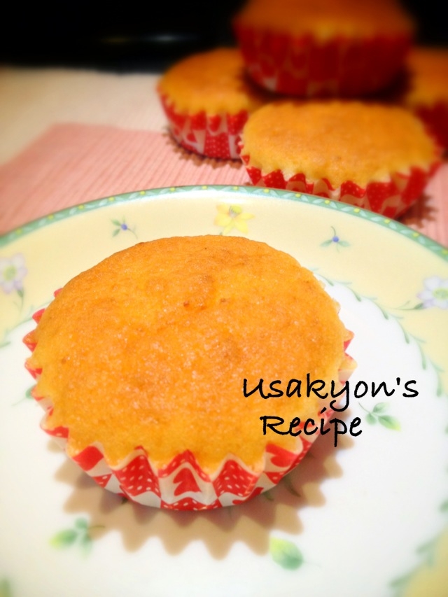 ふんわり♡オレンジチーズ風味のカップケーキ