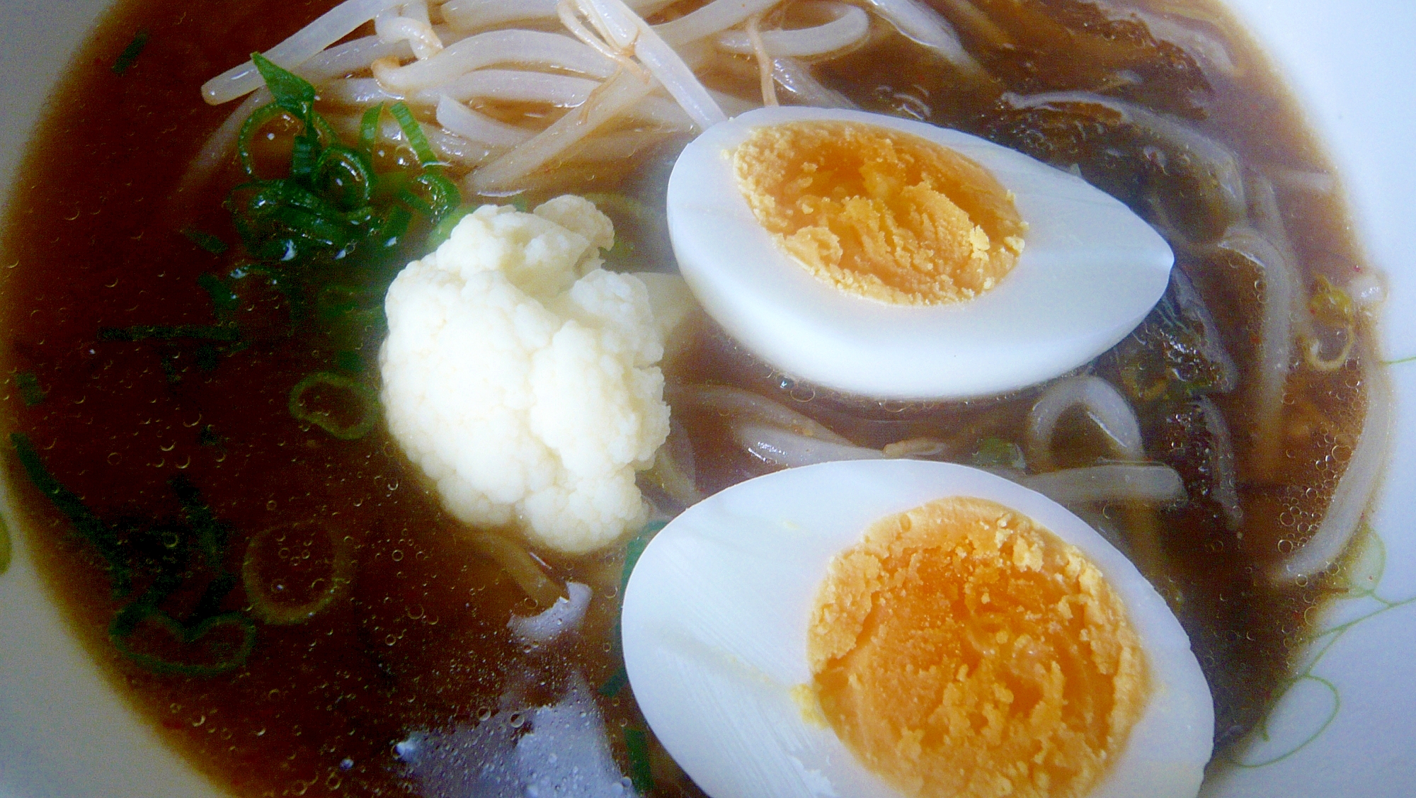 ♥カリフラワー＆もずく＆ゆで卵入り味噌ラーメン♥