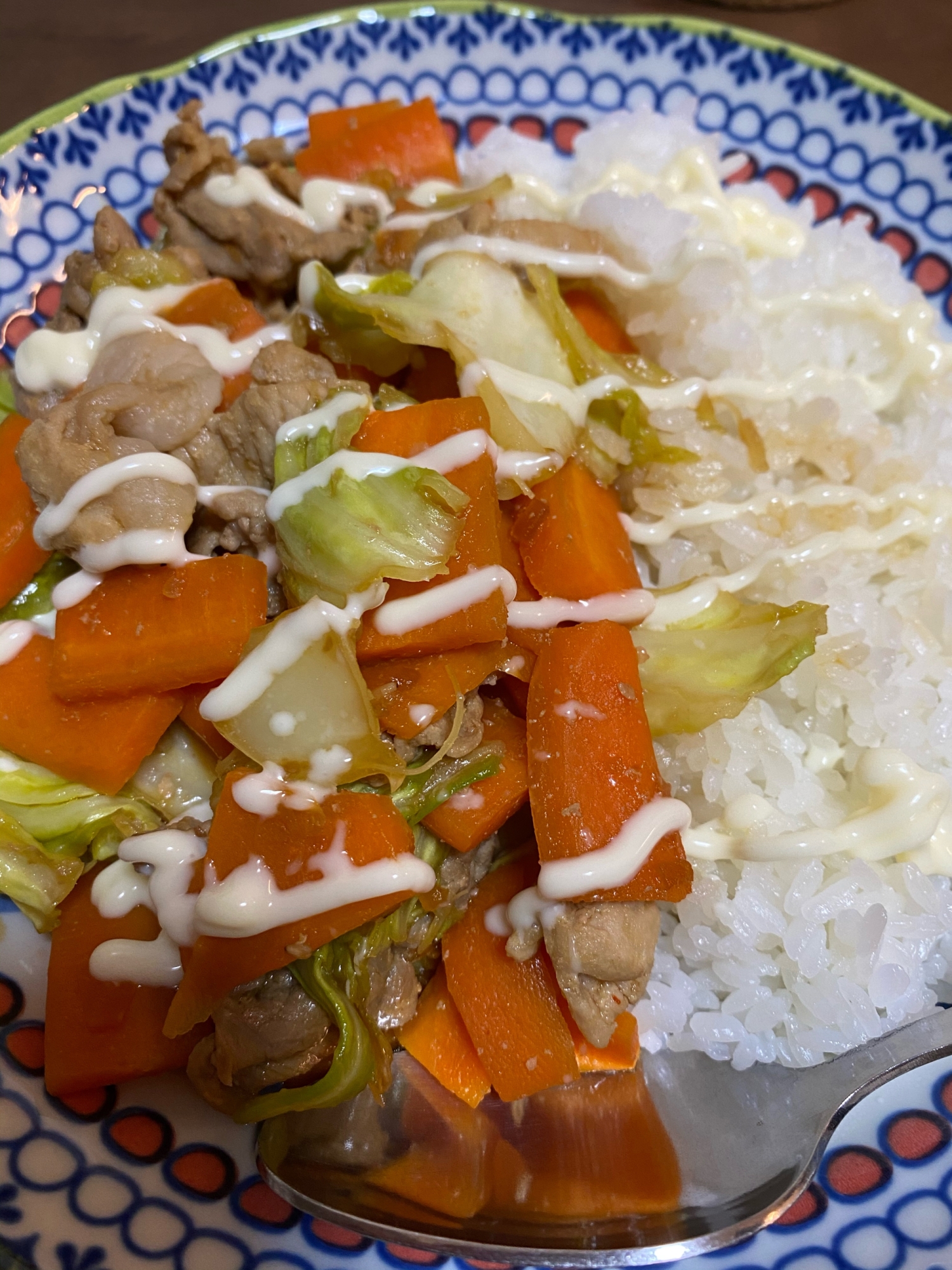 たっぷり野菜のスタミナ丼