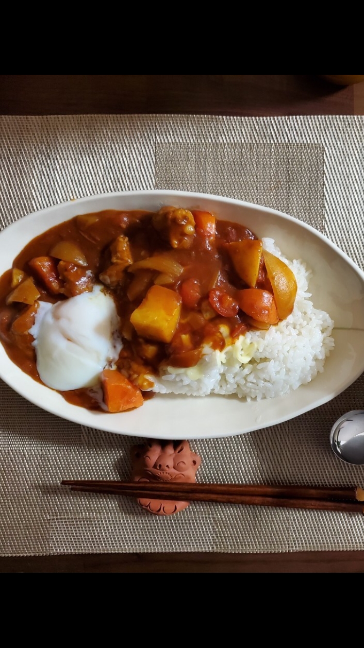 トマト缶で作るトマトカレー(*^_^*)