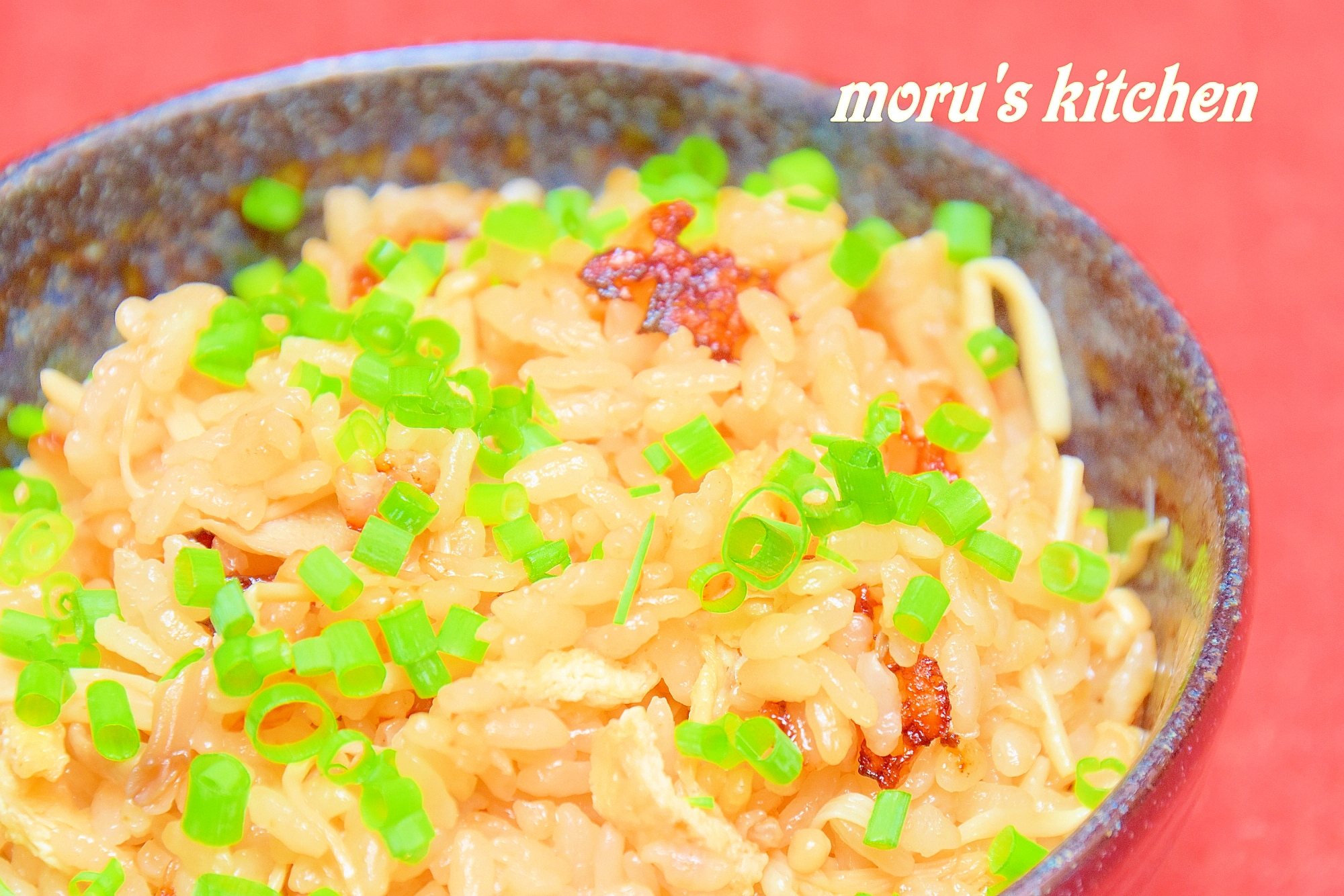 簡単でおこげが美味しい！キノコの炊き込みご飯☆