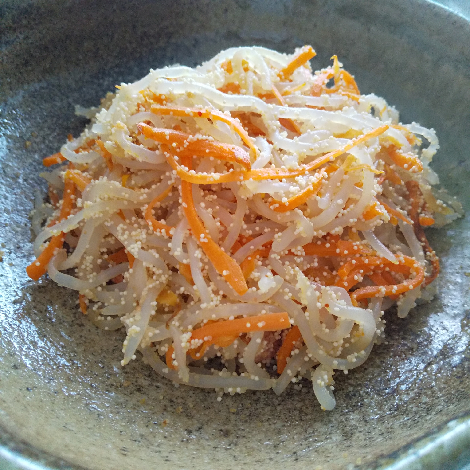 簡単 お弁当にも 人参と白滝の明太子炒め レシピ 作り方 By Sawa Rarara 楽天レシピ