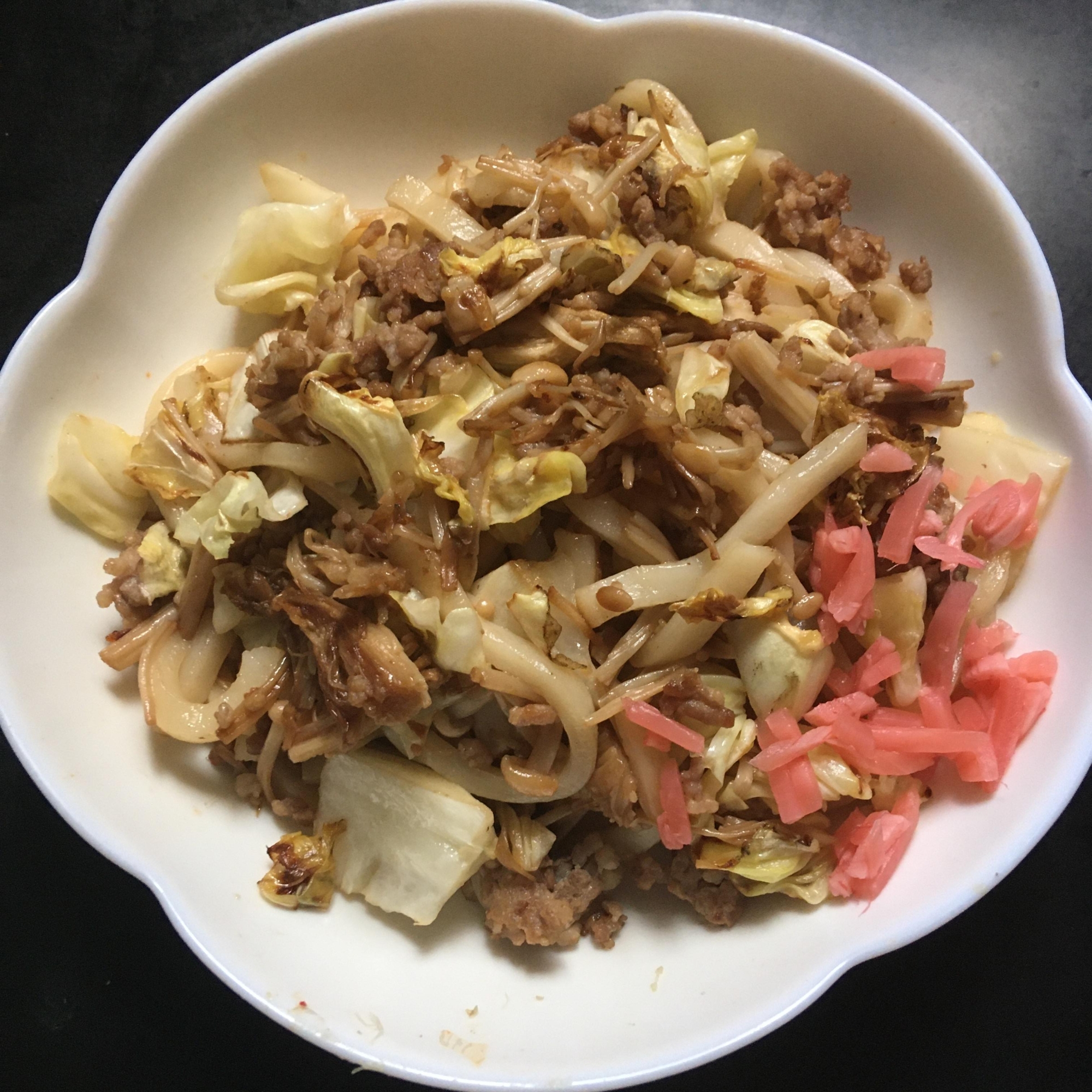 えのき、キャベツ、肉焼きうどん