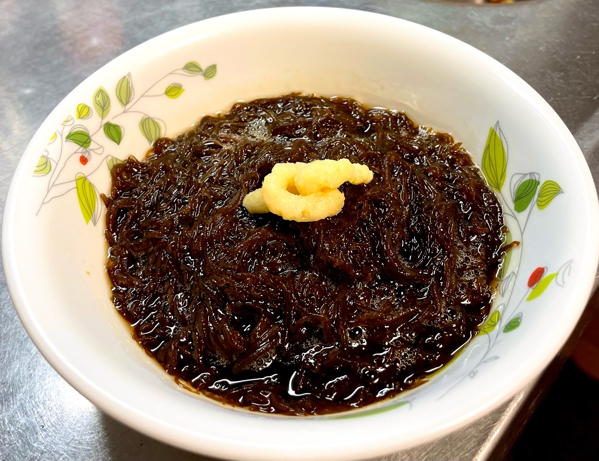 もずく酢シンプルに三杯酢で!