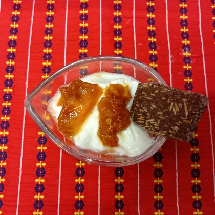 今日のヨーグルト♡柿&栗あんドーナツ