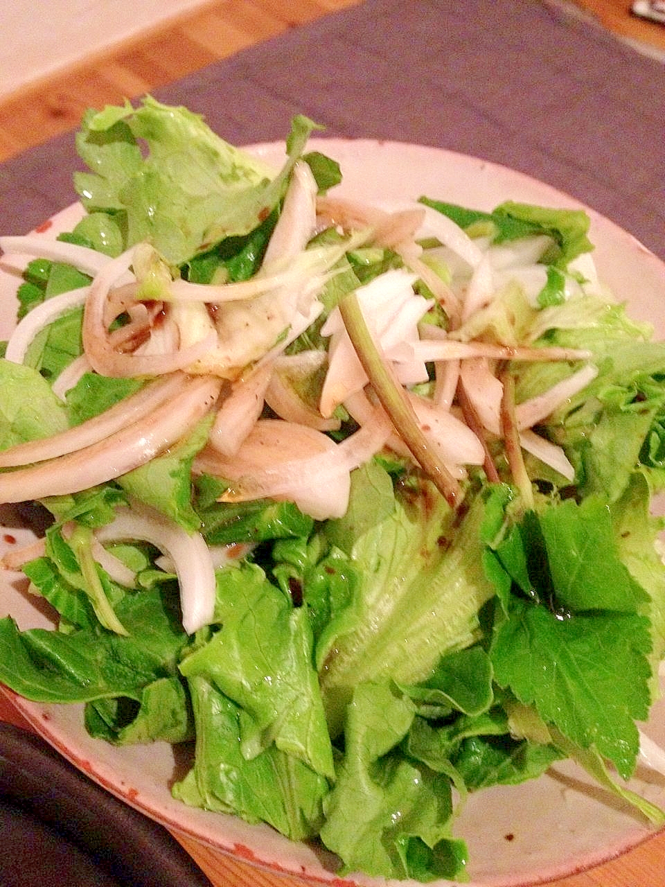 新玉葱と三つ葉のサラダ レシピ 作り方 By Macman3737 楽天レシピ