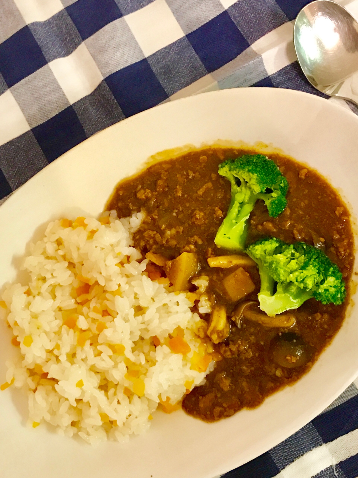 ひき肉のカレー with にんじんライス