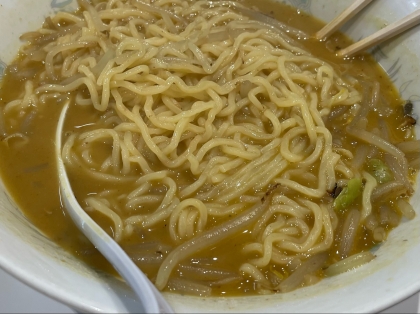 コンソメ塩ラーメン