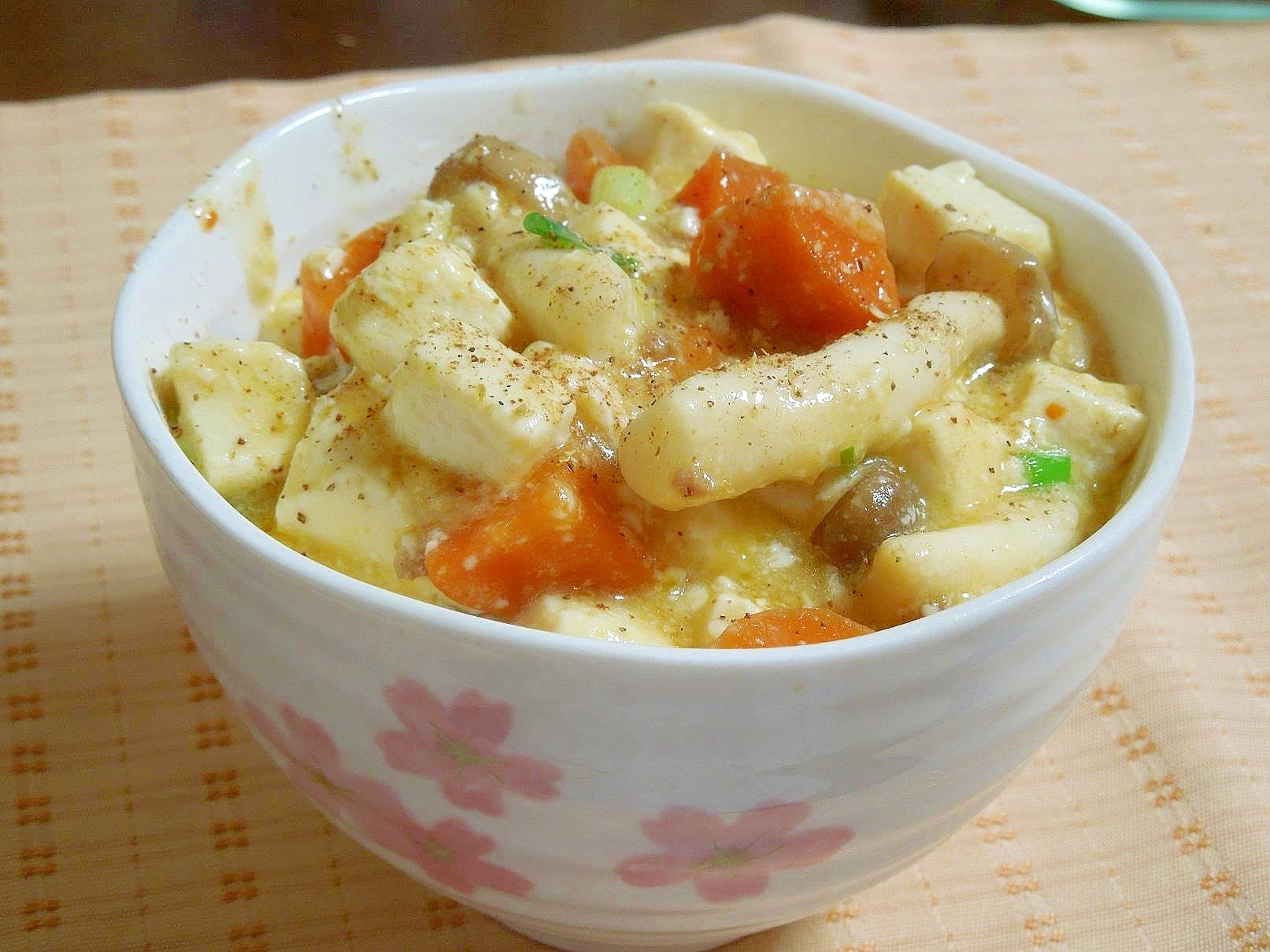 鶏油が輝く コク旨白湯仕立て黄金の麻婆豆腐 レシピ 作り方 By 京桜 楽天レシピ 鶏油が輝く コク旨白湯仕立て黄金の麻婆豆腐 レシピ 作り方 By 京桜 楽天レシピ