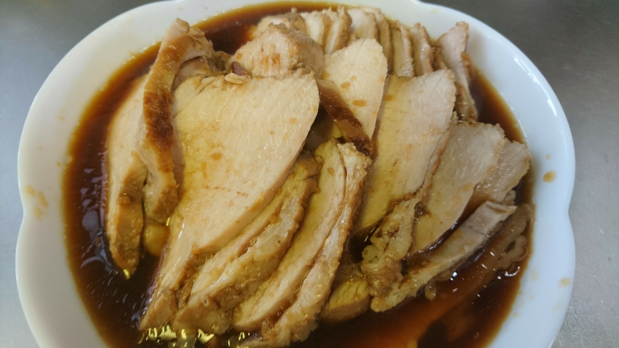 簡単！とりむね肉のポン酢煮込みチャーシュー★