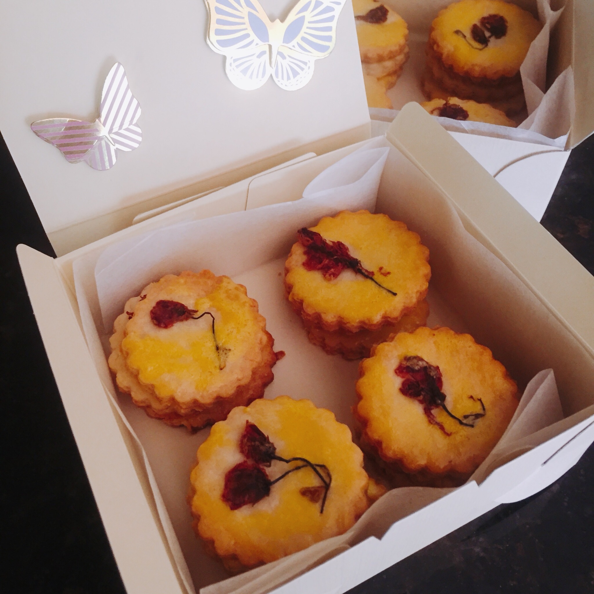 海外映え 押し花のような桜のクッキー レシピ 作り方 By Honeybee 楽天レシピ 海外映え 押し花のような桜のクッキー レシピ 作り方 By Honeybee 楽天レシピ