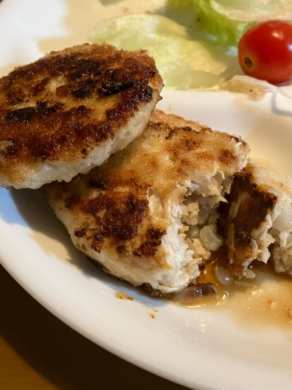 キャベツを加えたヘルシー揚げ焼きメンチカツ