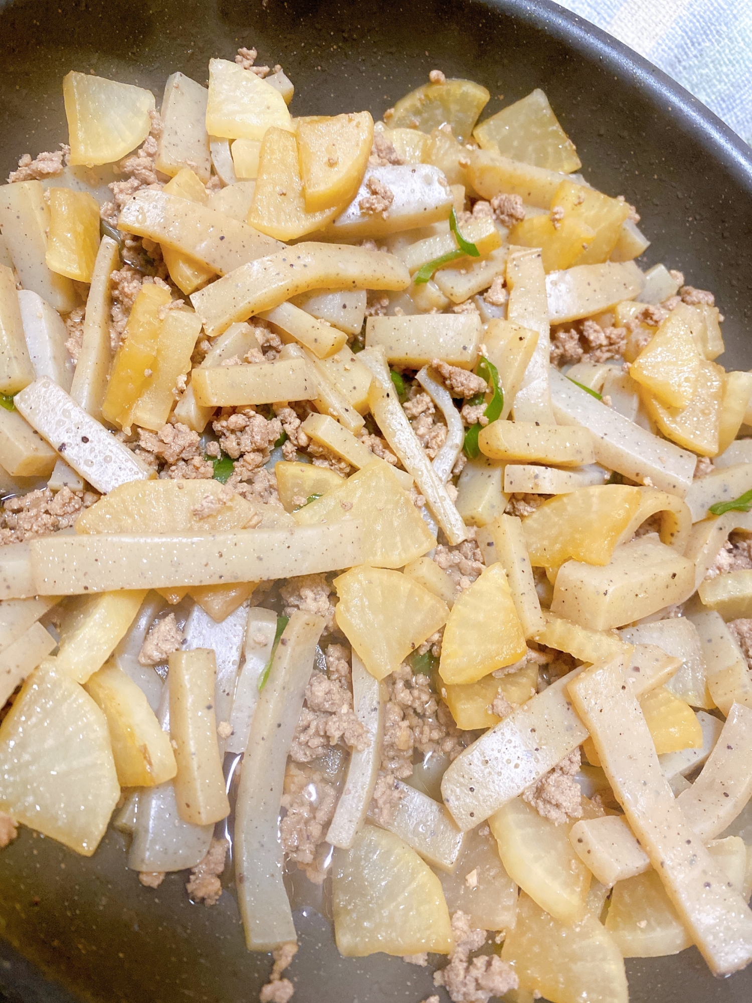 簡単！大根とこんにゃくのそぼろ煮