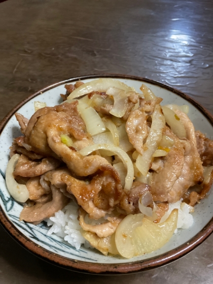 ご飯にのせて丼に。とても簡単に美味しく出来ました。またリピしたいと思います。