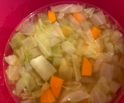 キャベツ食べ切り コンソメ野菜スープ