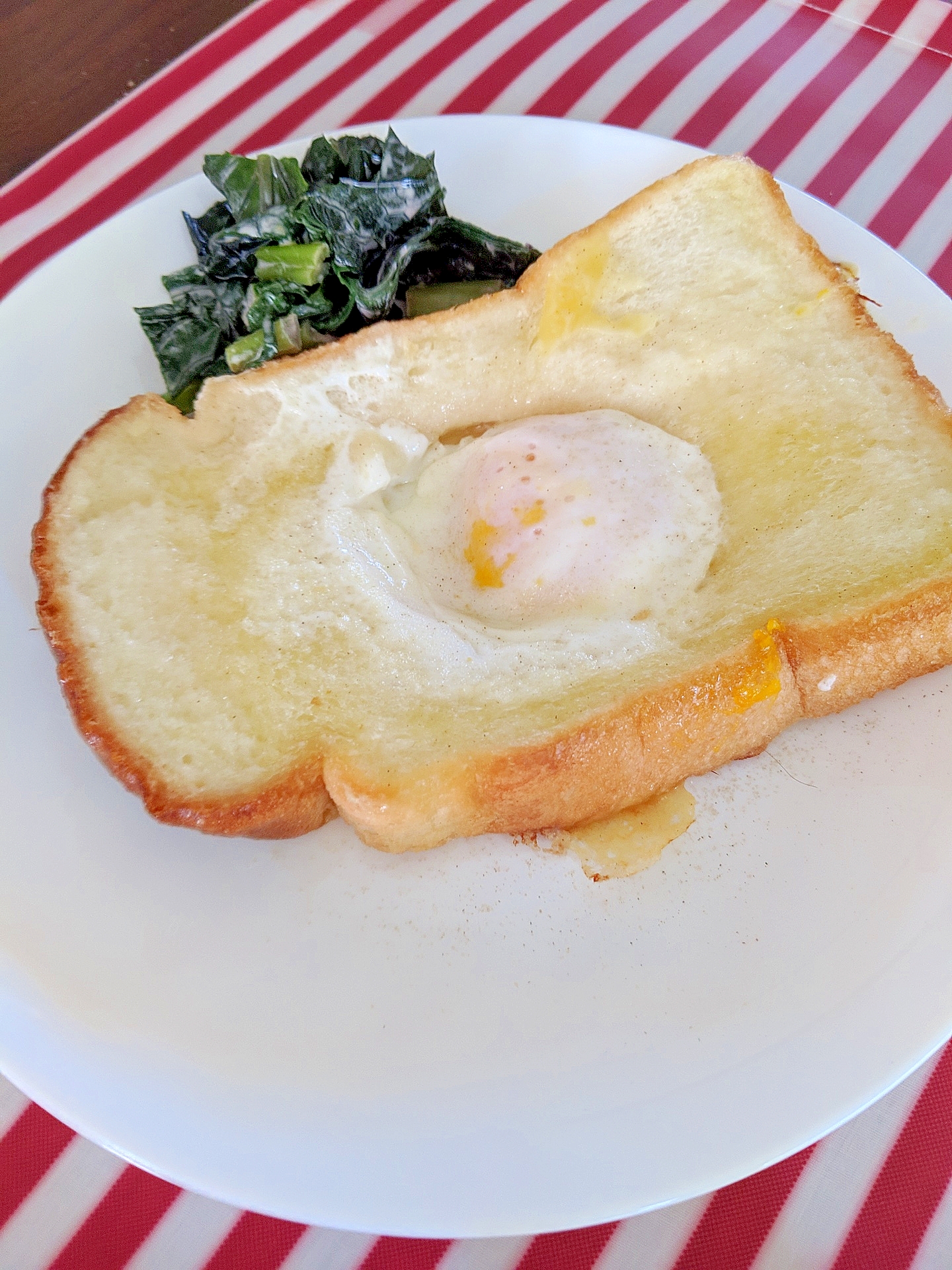 残り物パンでお手軽な一食