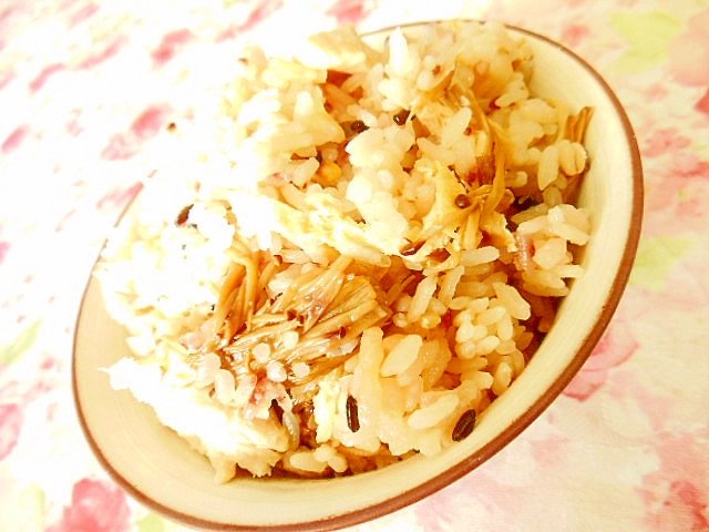 雑穀米de❤山茶茸とお揚げと鶏胸の炊込みご飯❤