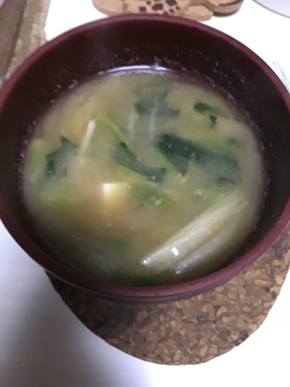 【カルシウム】小松菜と木綿豆腐の味噌汁