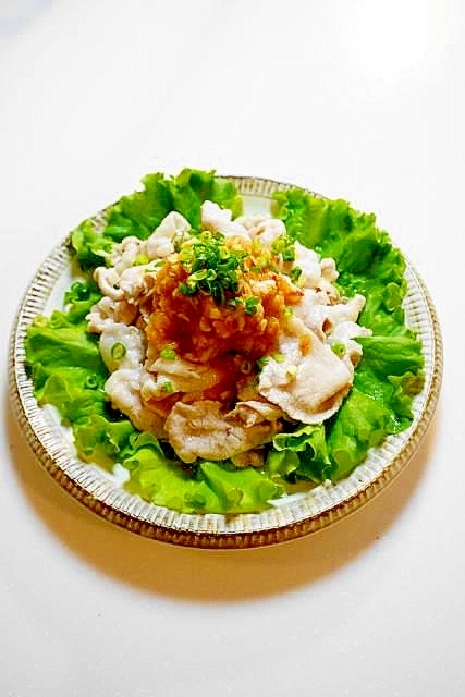 冷しゃぶのピリ辛おろしネギソースがけ