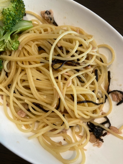 簡単 ツナと塩昆布の和風パスタ レシピ 作り方 By Kouaya2319 楽天レシピ