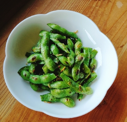 みこまなさん、今晩は!
無限枝豆とっても美味しくいただきました♪
先日はつくレポありがとうございました。ご馳走さまでした(⁠^⁠^⁠)