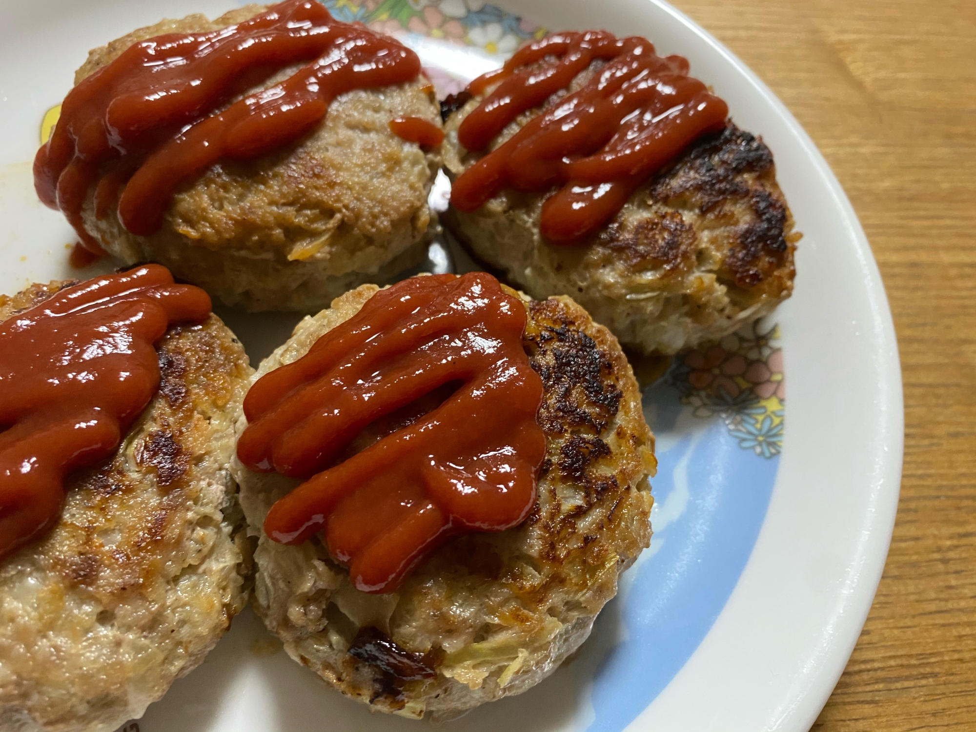 卵とパン粉なしのハンバーグ レシピ 作り方 By うかれけんむん 楽天レシピ 卵とパン粉なしのハンバーグ レシピ 作り方 By うかれけんむん 楽天レシピ