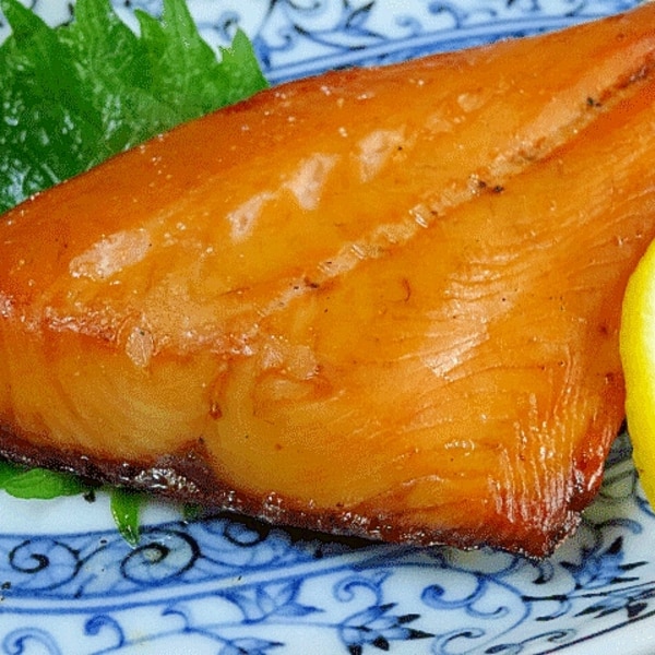 冷蔵庫で干物 本鱒一夜干しレモン焼き レシピ 作り方 By Startrek 楽天レシピ 冷蔵庫で干物 本鱒一夜干しレモン焼き レシピ 作り方 By Startrek 楽天レシピ