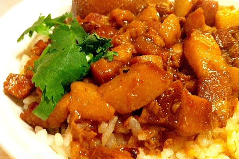 とにかくご飯が進む 台湾の屋台飯 魯肉飯 ルーローハン をお家で再現 デイリシャス 楽天レシピ