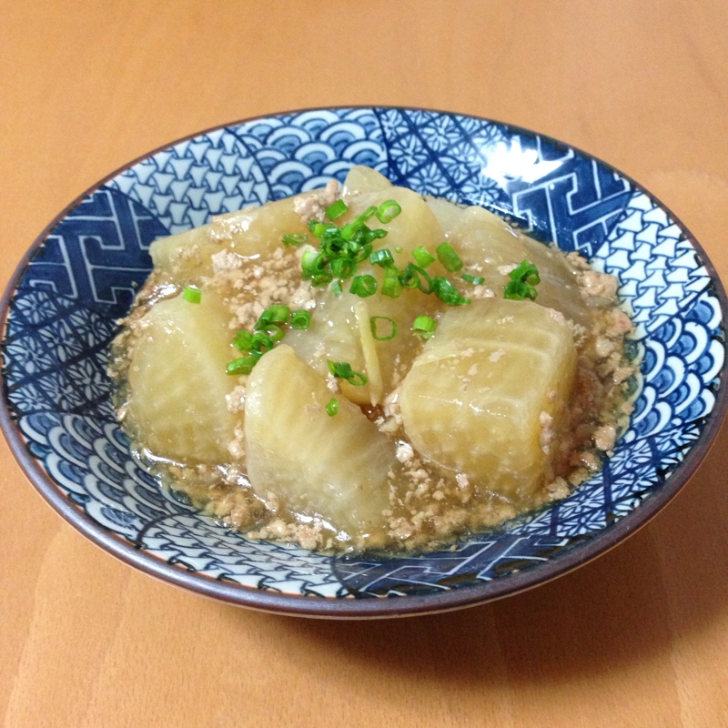 大根と豚ミンチのめんつゆ煮♪