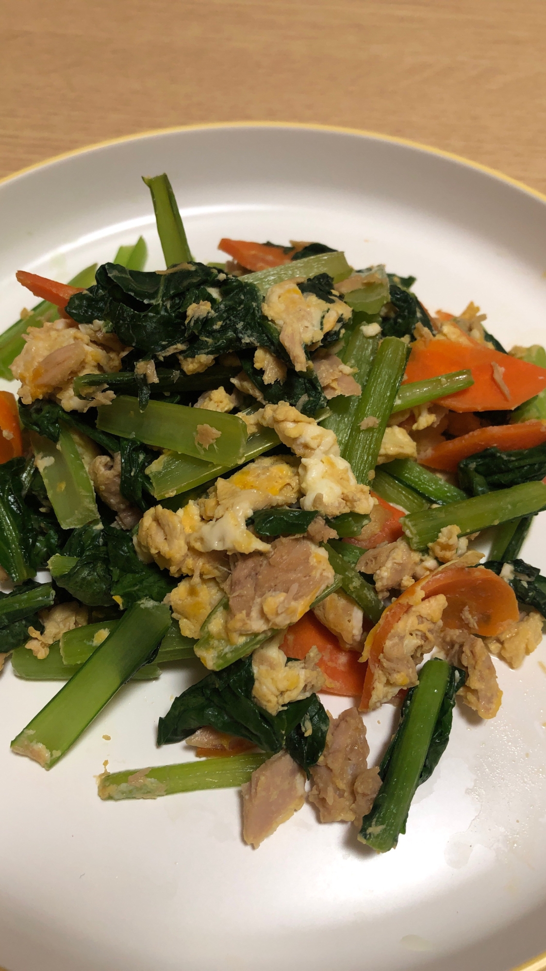 簡単副菜 小松菜とツナの卵炒め レシピ 作り方 By みぃご飯 楽天レシピ