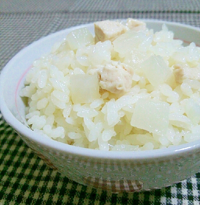 鶏肉と大根の中華風炊き込みご飯