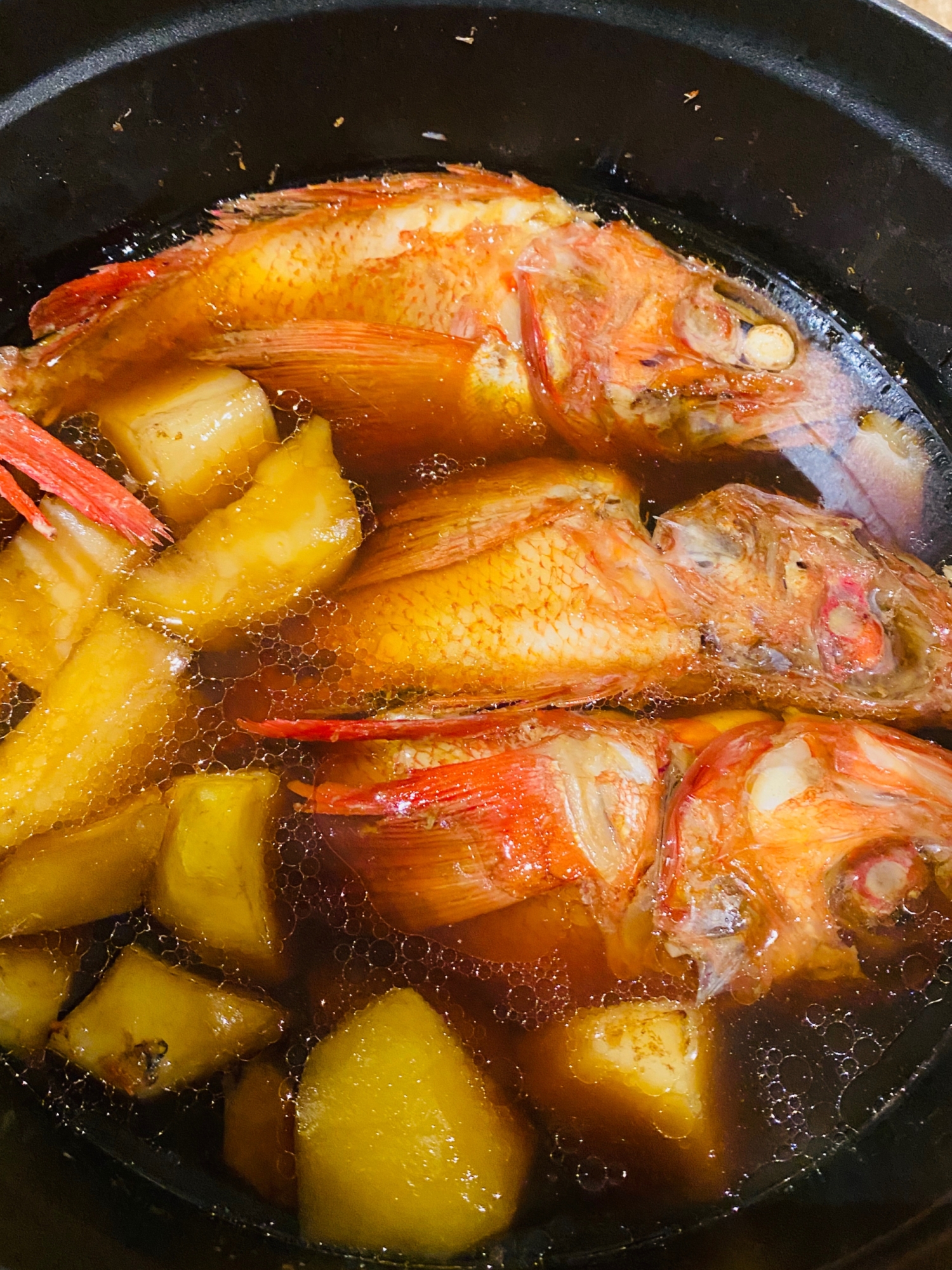 Staubできんき 金目鯛 とじゃがいもの煮付け レシピ 作り方 By Kimuキッチン O 楽天レシピ Staubできんき 金目鯛 とじゃがいもの煮付け レシピ 作り方 By Kimuキッチン O 楽天レシピ