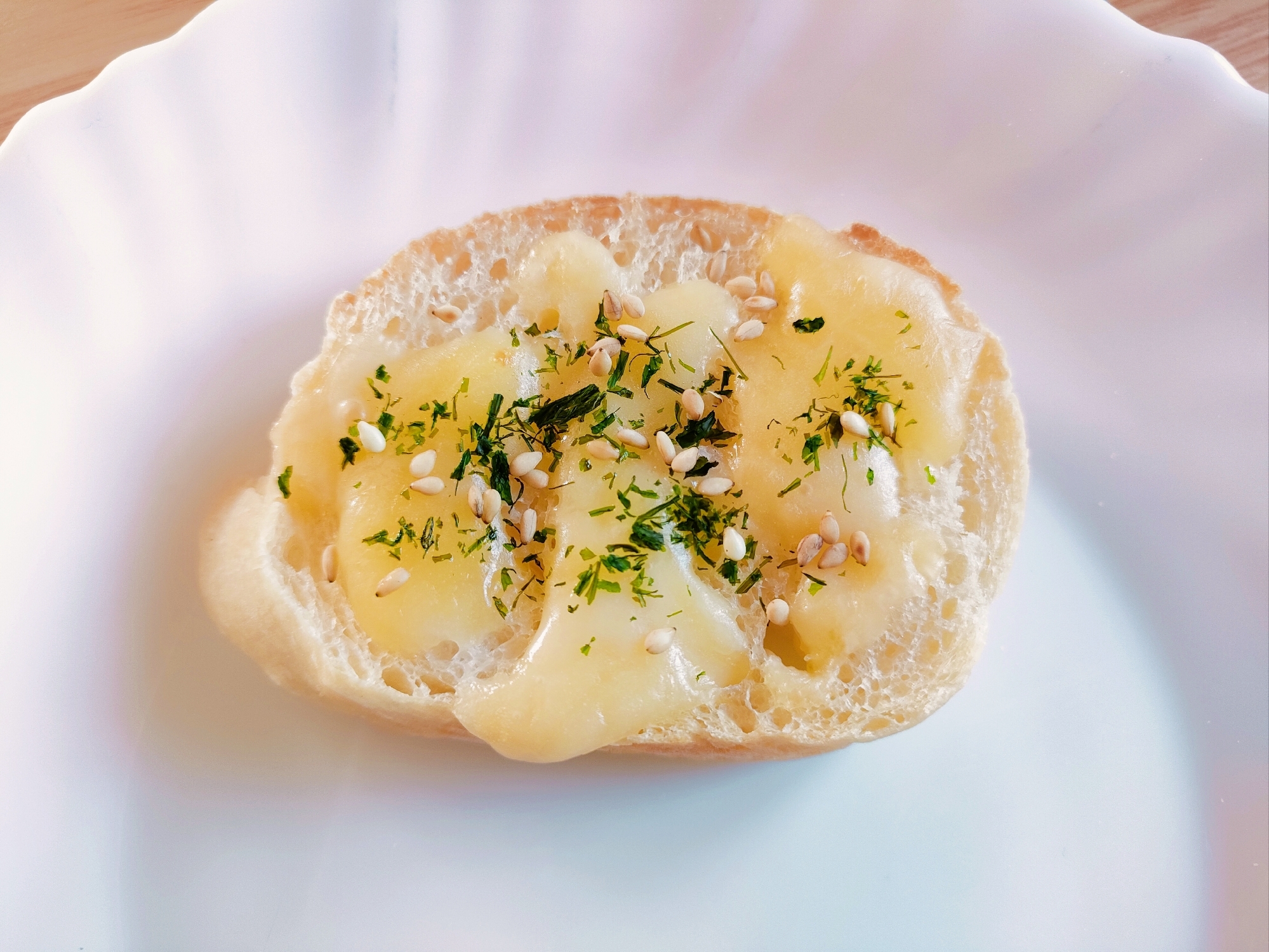 青海苔とごまのチーズトースト