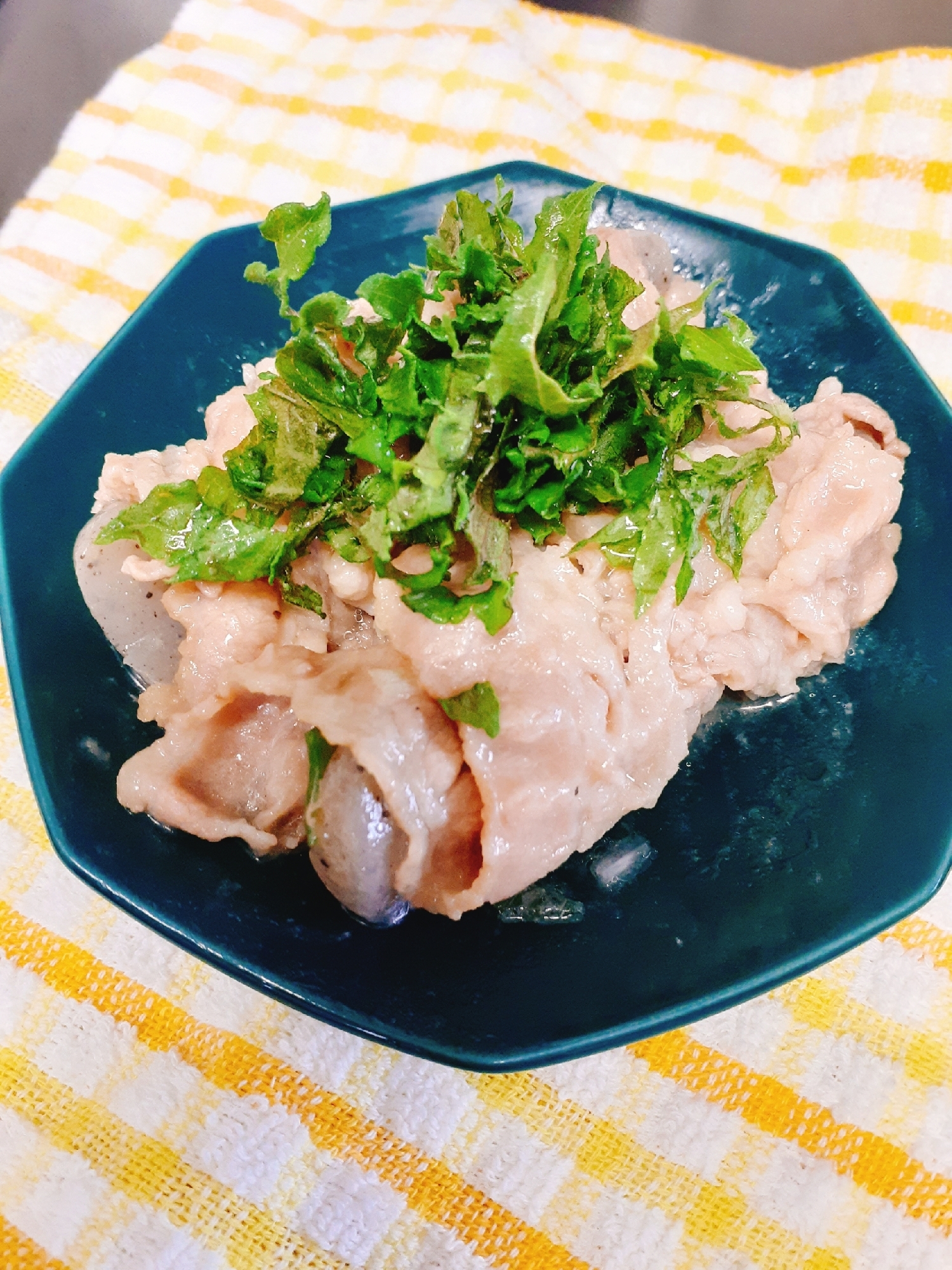 鍋一つで！蒟蒻とピーマンの牛肉巻き