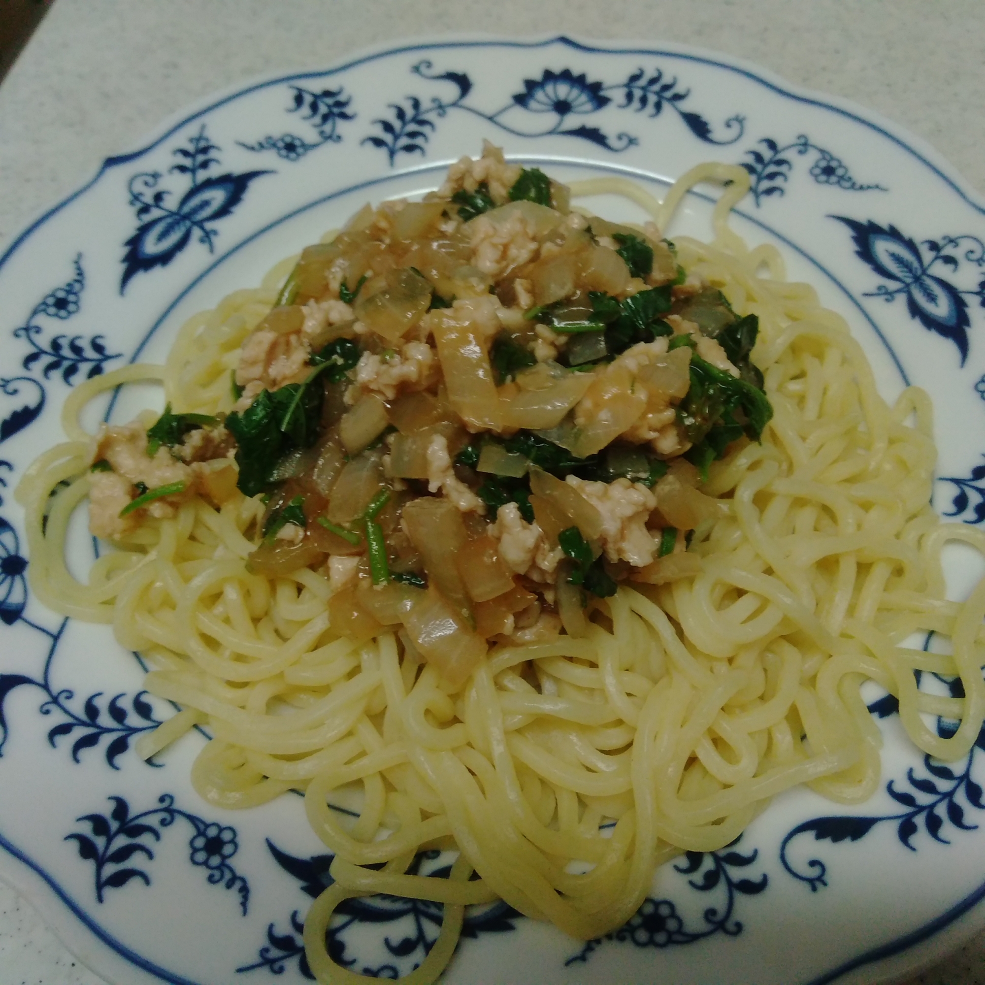 モロヘイヤの冷やし麺