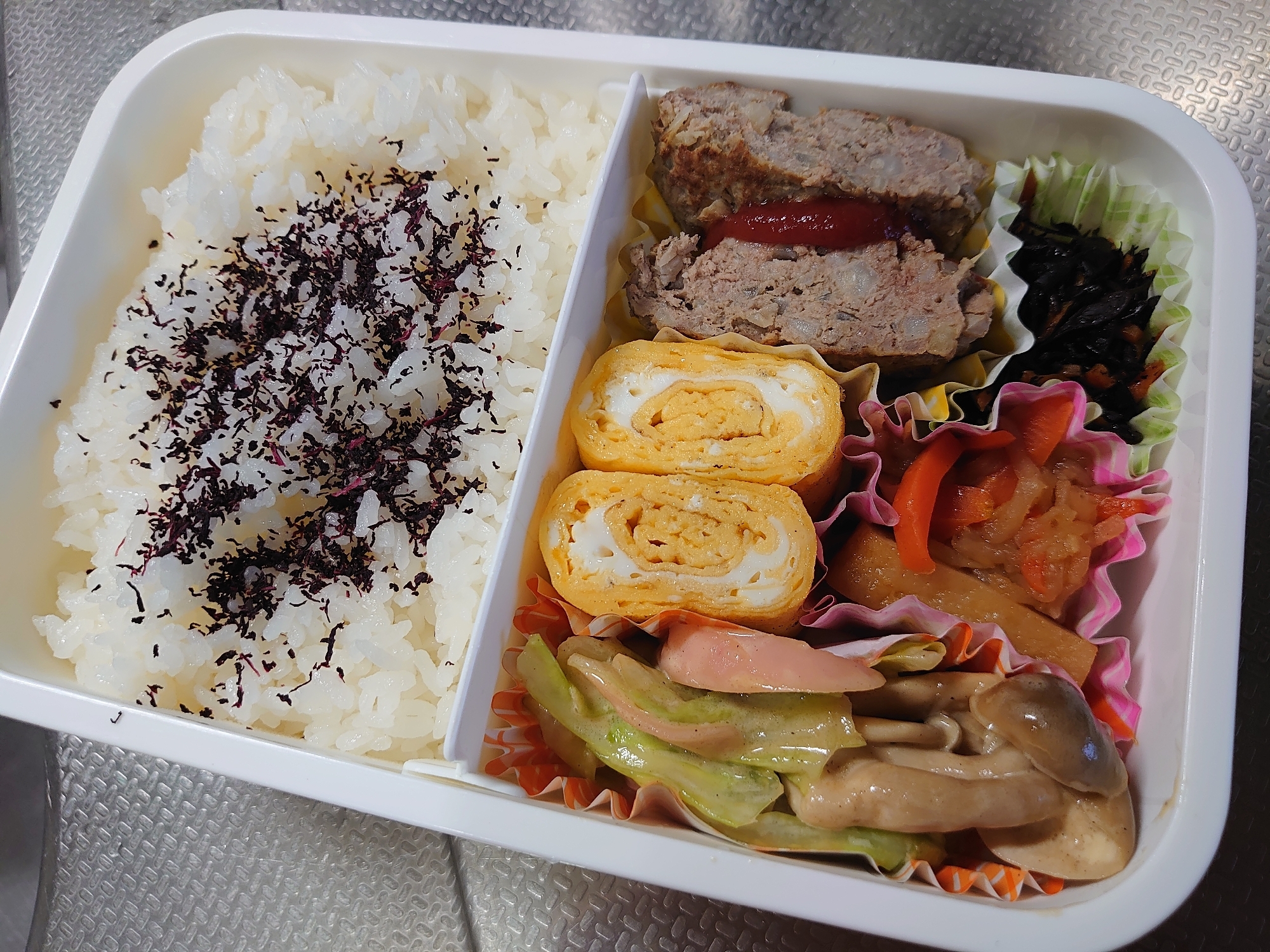 旦那のお昼弁当 レンコンハンバーグ レシピ 作り方 By Rururu13 楽天レシピ 旦那のお昼弁当 レンコンハンバーグ レシピ 作り方 By Rururu13 楽天レシピ