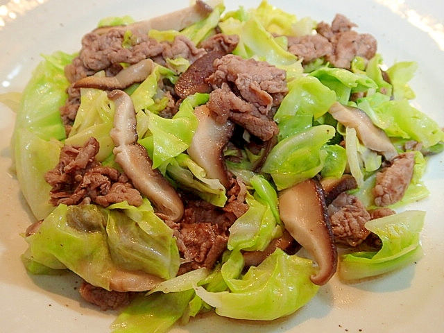 ❤牛肉と椎茸と春キャベツの中華炒め❤