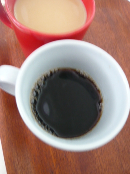 休日、たっぷりコーヒー入れたのでバニラコーヒーに！
このバニラコーヒーはお休みに飲みたくなるコーヒーです。おいしかった♪
